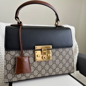 GUCCI Supreme Monogram Calfskin Small Padlock Top Handle Bag Beige Black Cuir